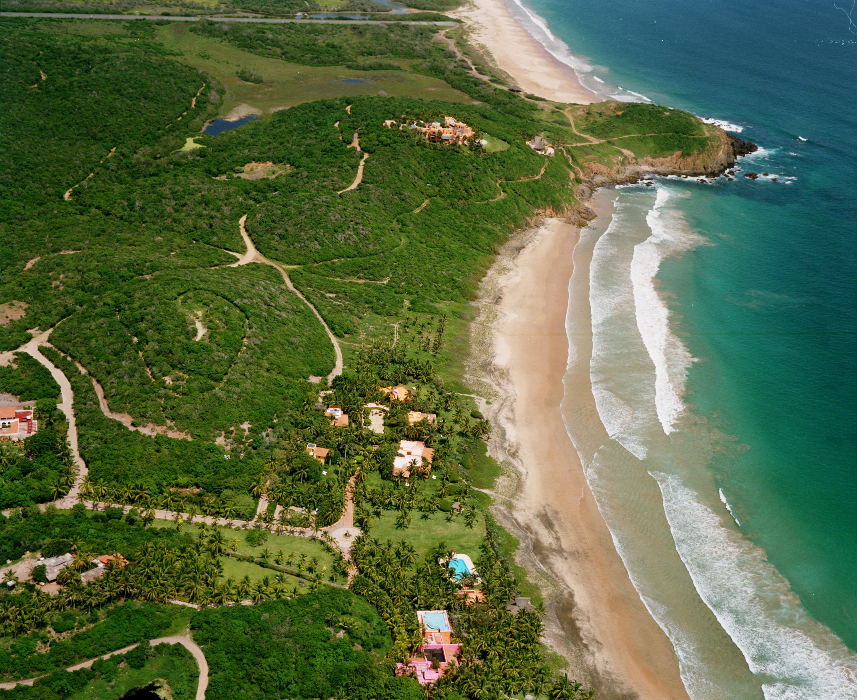 Las Alamandas Hotel Quemaro Exterior photo